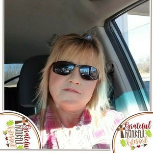 Meet your Posher, Debbie